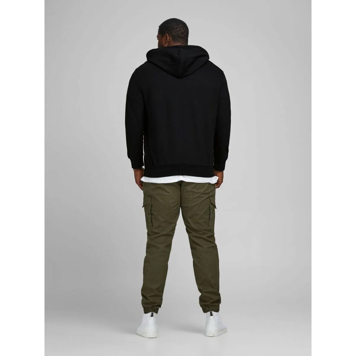 12182493 BASIC SWEAT ZIP-BLACK