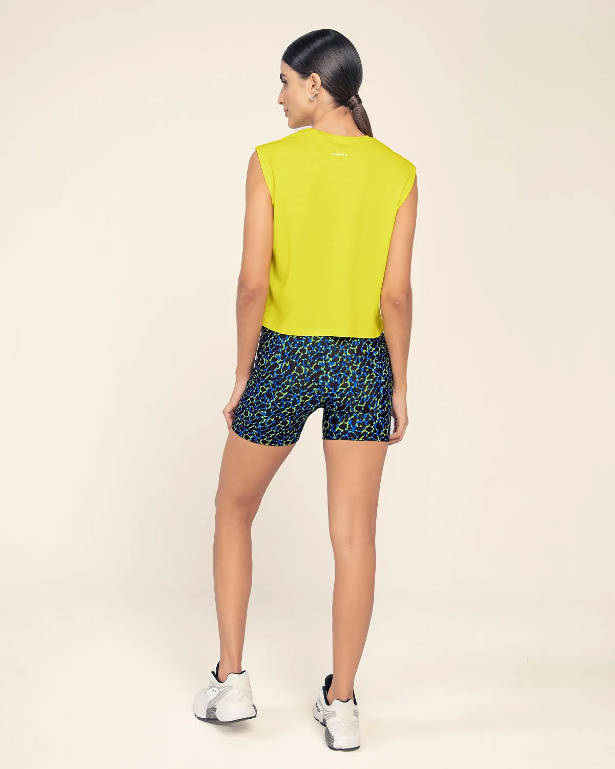 Camiseta silueta boxy + Short deportivo