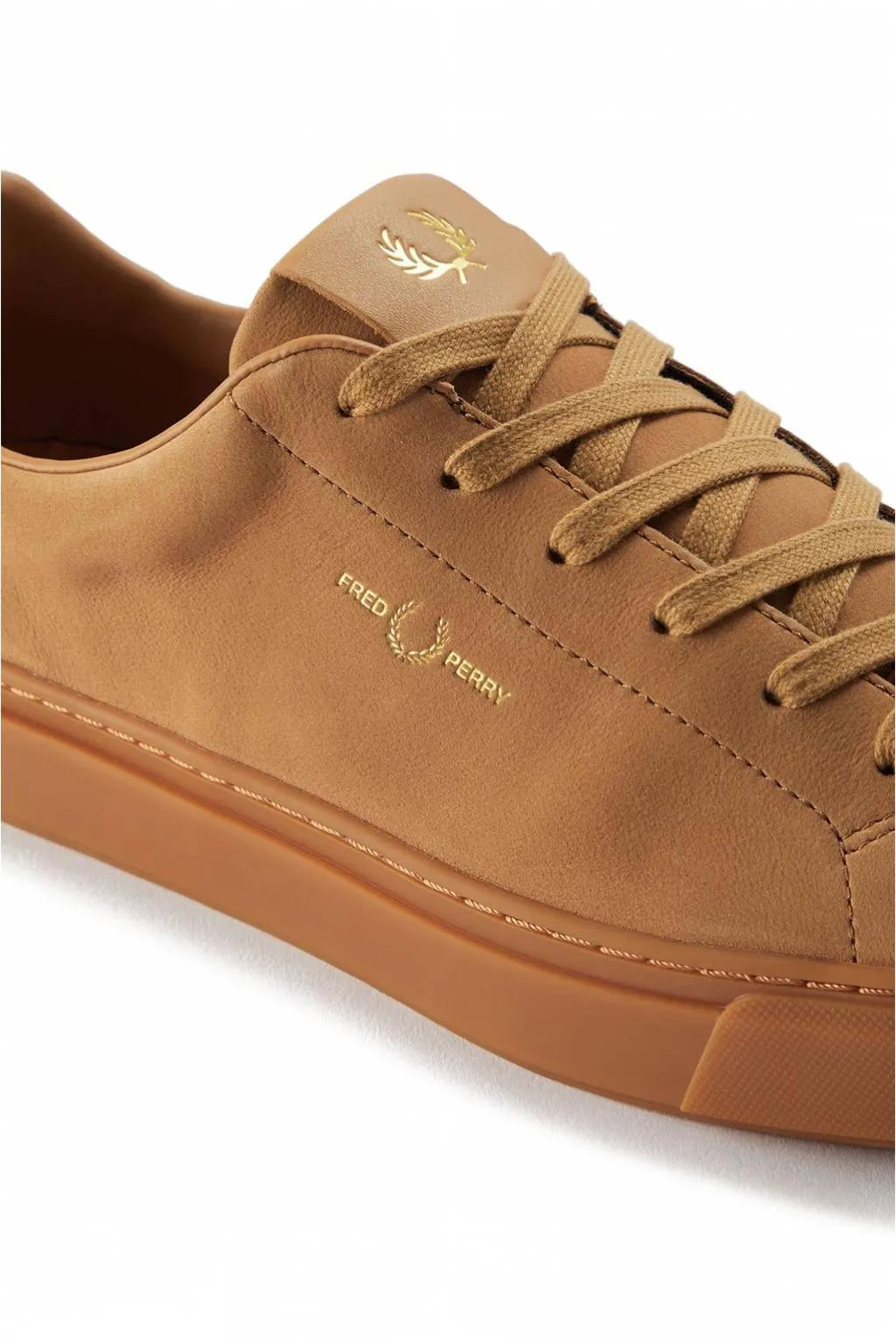 Deportivo Fred Perry B6330 B71 Oiled Nubuck Copper Gold