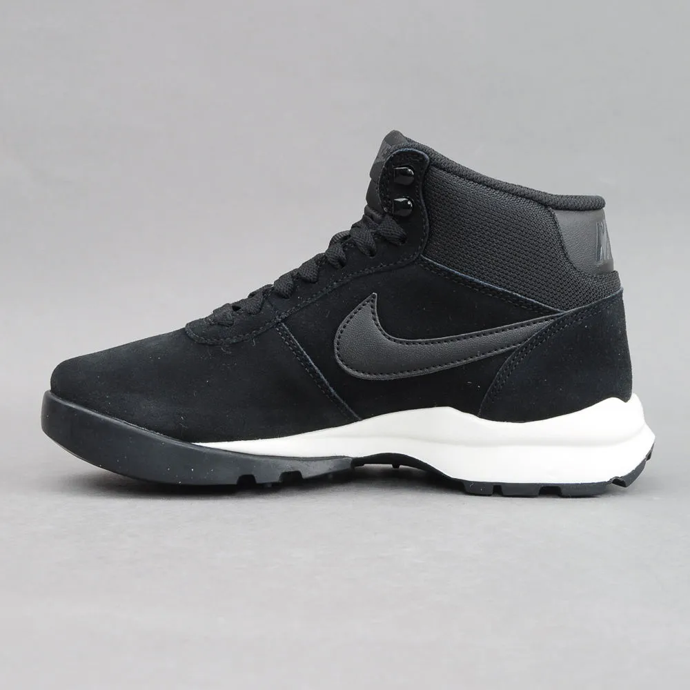 Nike WMNS Hoodland Suede