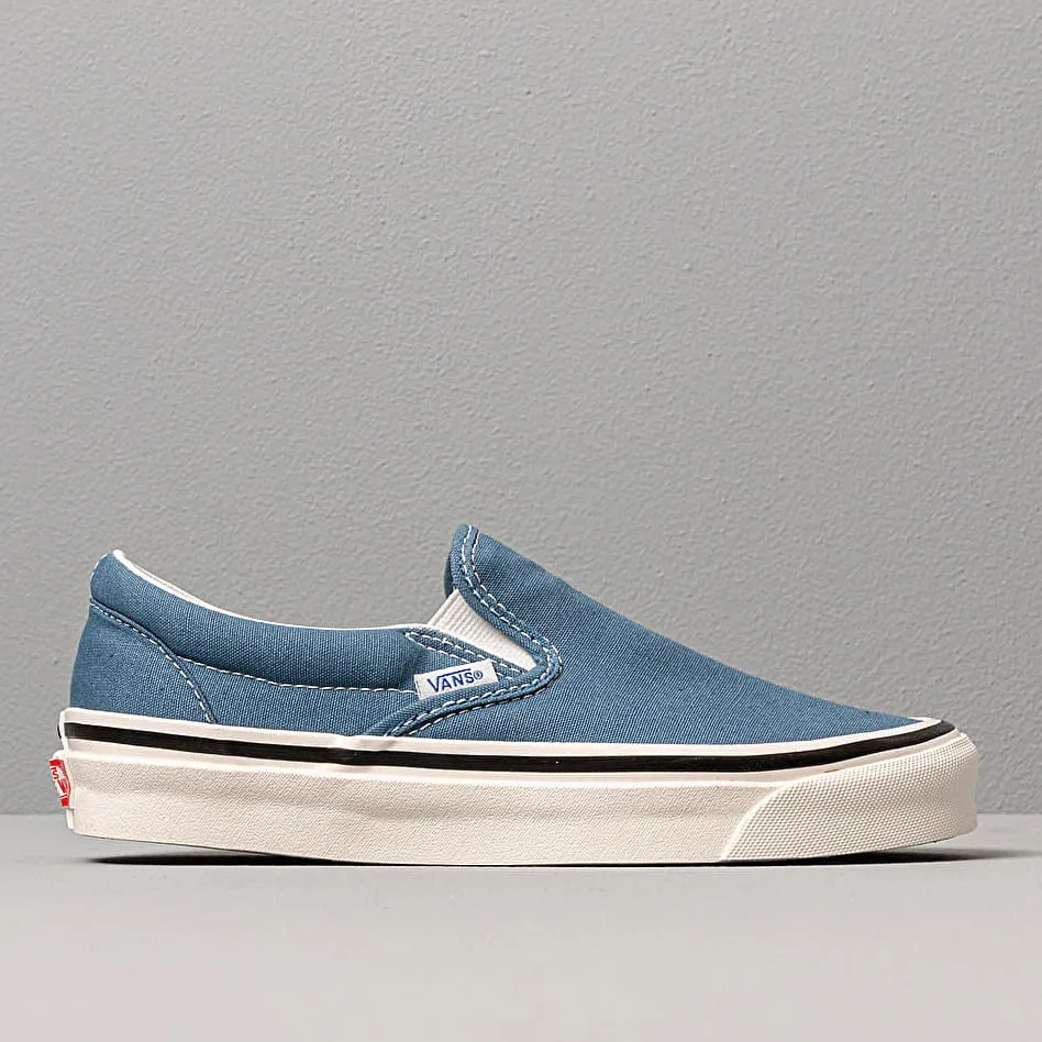 Vans Classic Slip-On 10