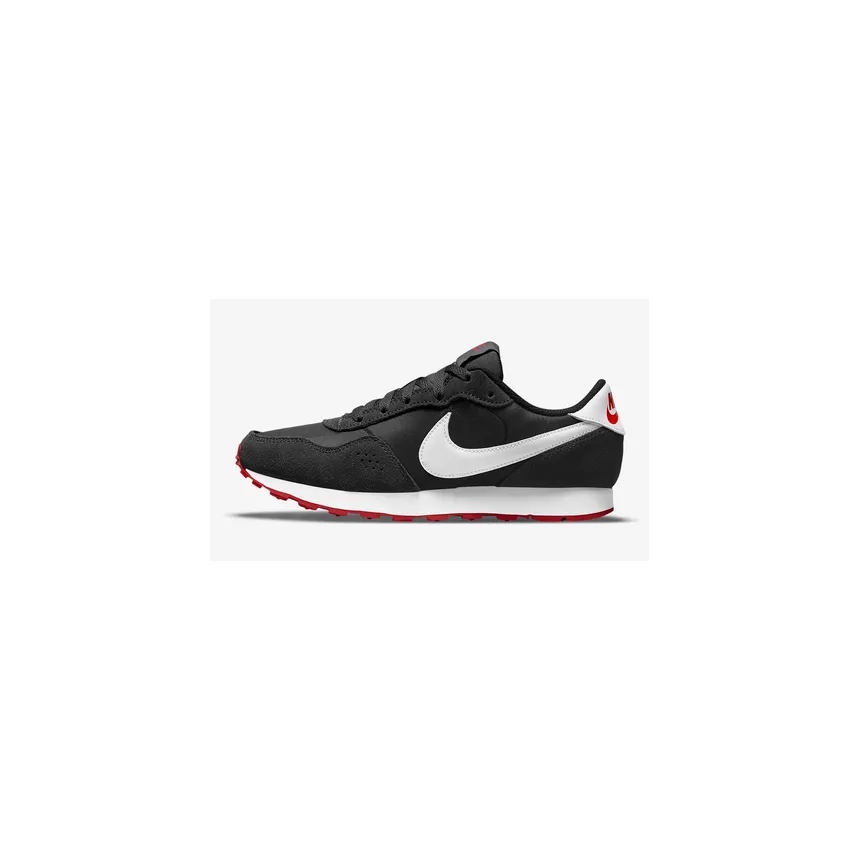 Zapas Nike MD Valiant Unisex