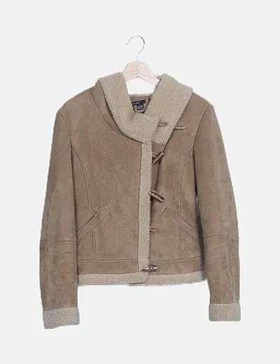 Zara Trenca corta beige borrego